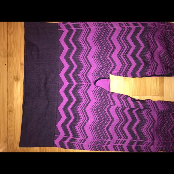 Lululemon tights - Picture 1 of 4